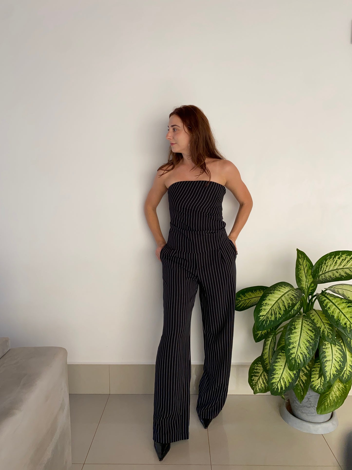 Calça pantalona risca-de-giz